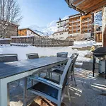 公寓 Haus Eratic 萨斯费