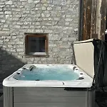 Haus Eratic 公寓 萨斯费