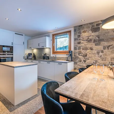 Apartment Haus Eratic *