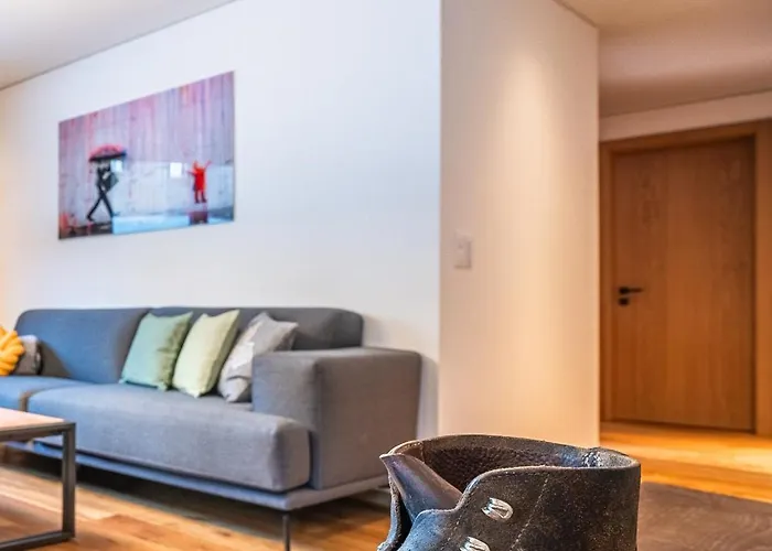 公寓 Haus Eratic 萨斯费