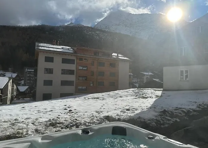 Haus Eratic 公寓 *